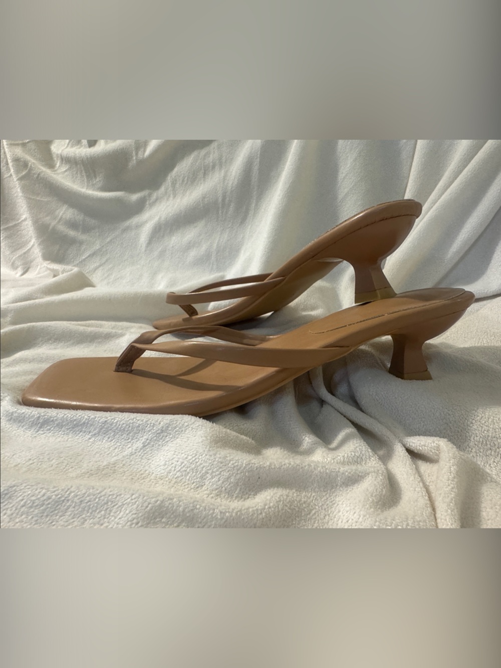 Women's Tan Mid-Heel Thong Sandals